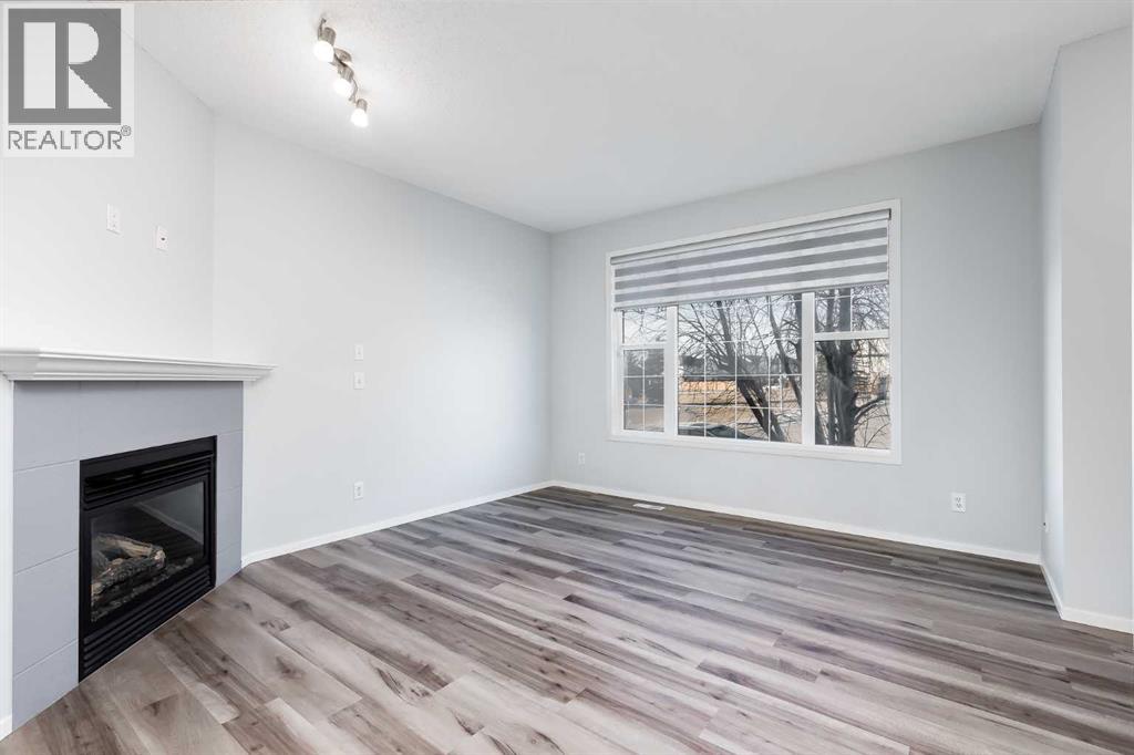 48 Covemeadow Road NE - Photo 4 of 35, Calgary, Alberta