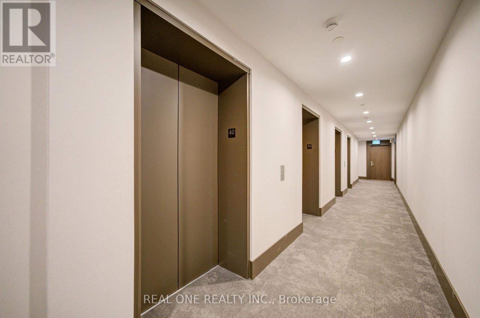 4002 - 39 ROEHAMPTON AVENUE - Photo 3 of 46, Toronto (Mount Pleasant West), Ontario