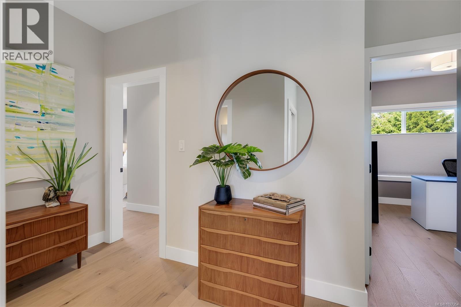 9350 East Saanich Rd, North Saanich