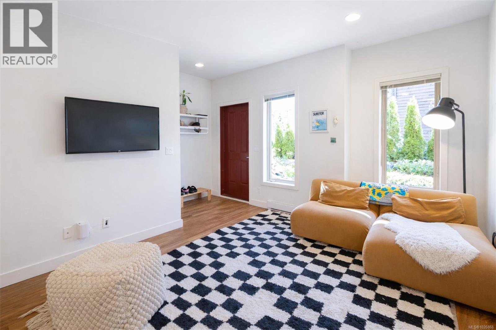 102 605 Gibson St - Photo 3 of 24, Tofino, British Columbia