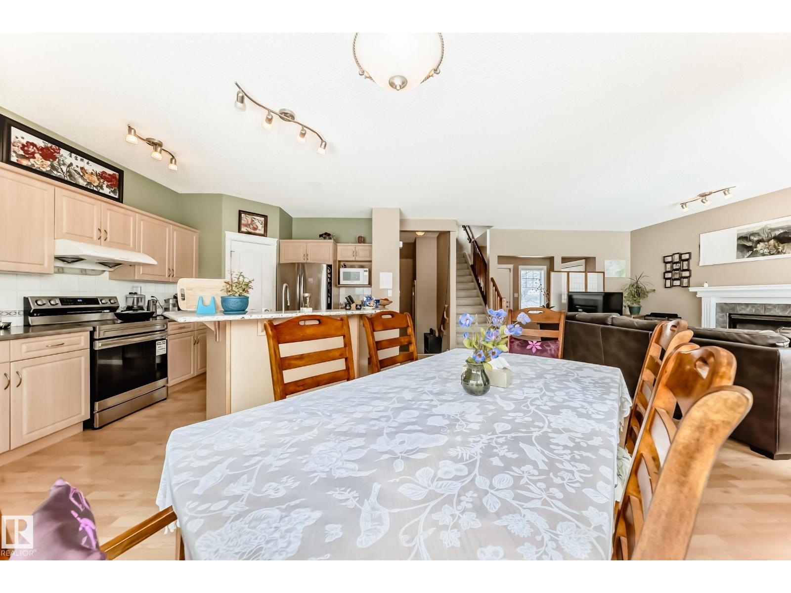 
          4619 151 AV NW
            <br/>
            <span>Edmonton</span>
            , 
            <span>AB</span>
             <span>T5Y3A1</span>
         - Photo 18