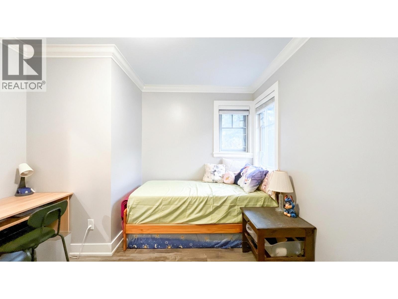 101 910 DELESTRE AVENUE, Coquitlam