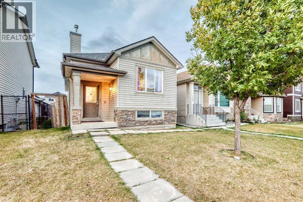 10 Saddlebrook Gardens NE - Main photo, Calgary, Alberta