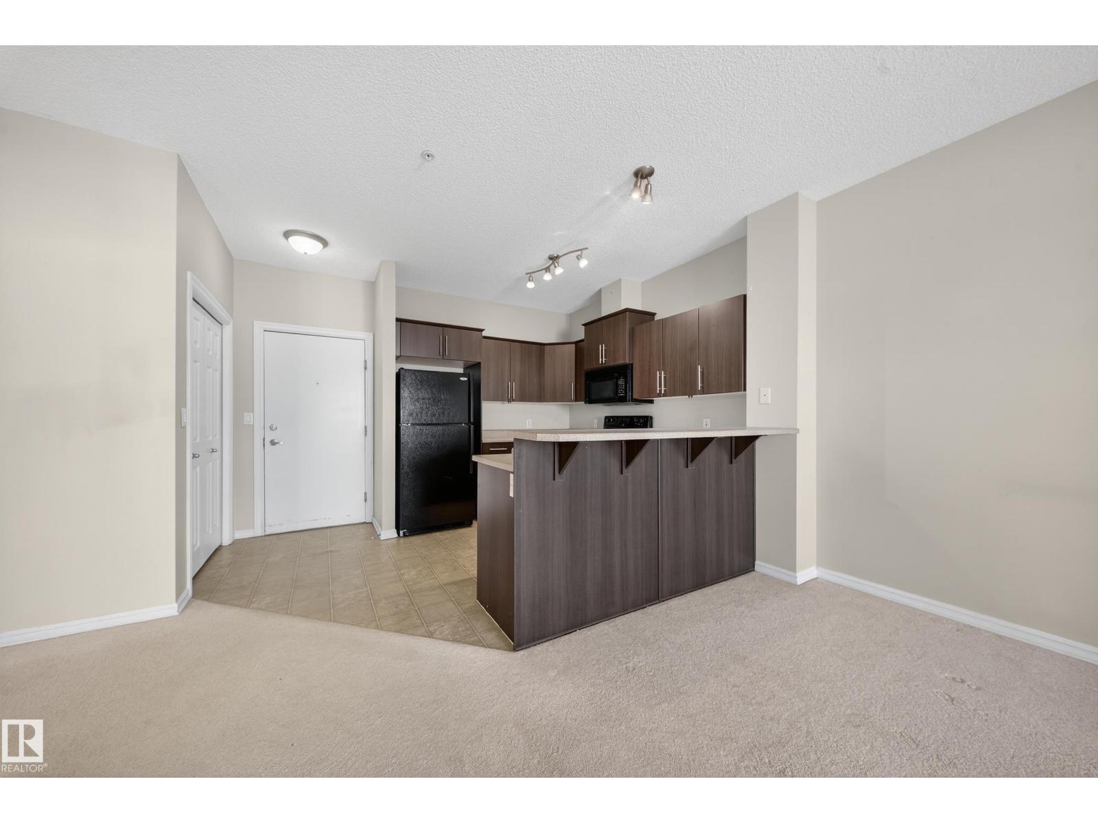 
          434 263 MACEWAN Road SW
            <br/>
            <span>Edmonton</span>
            , 
            <span>AB</span>
             <span>T6W0C4</span>
         - Photo 19