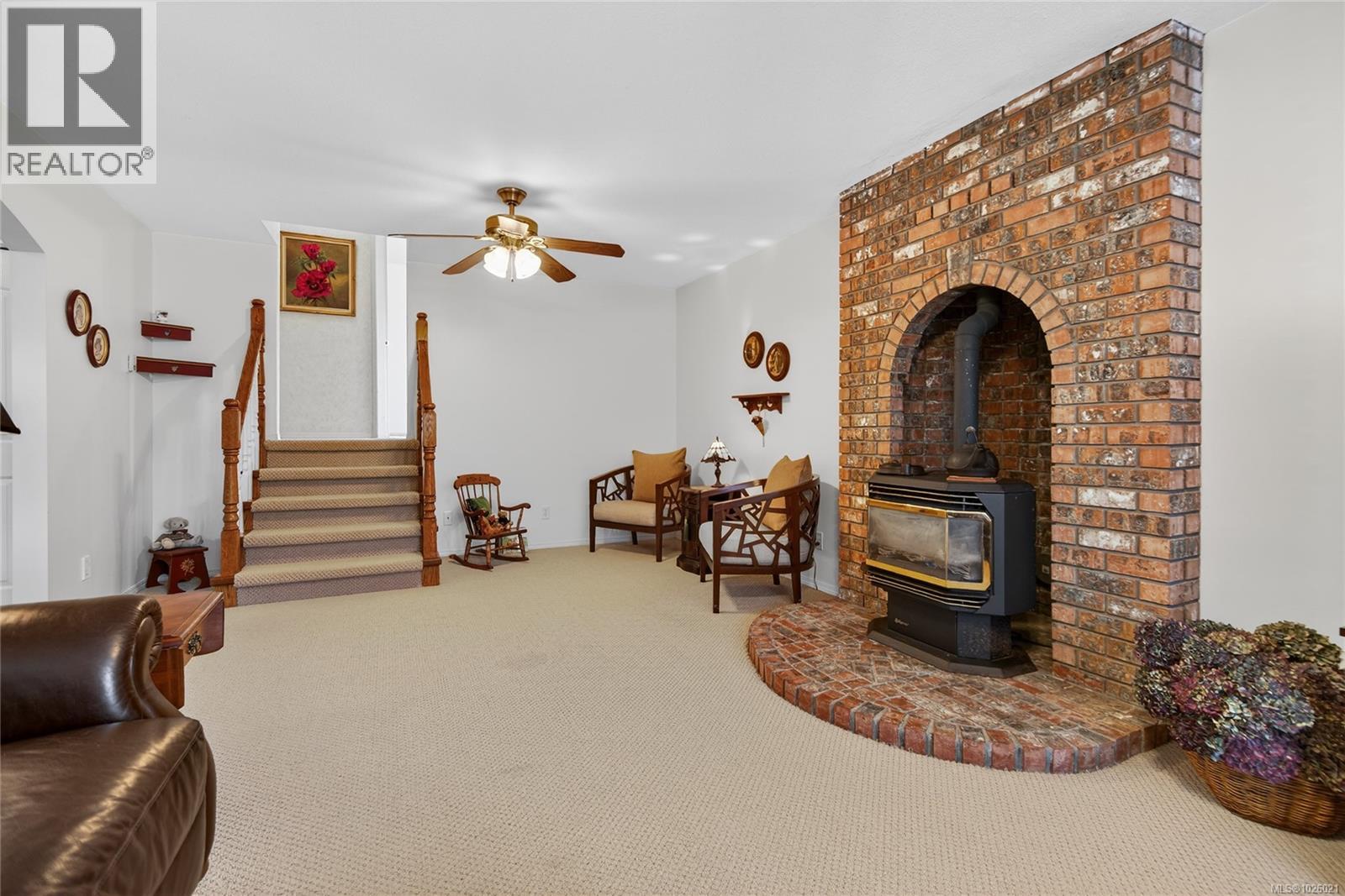 132 STAFFORD AVE - 44