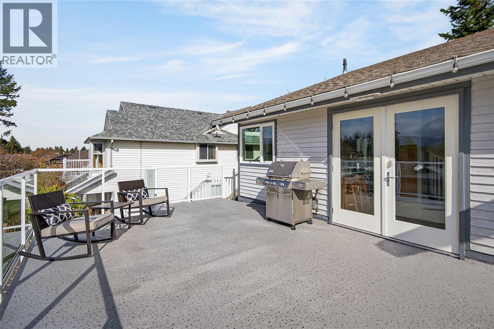 132 STAFFORD AVE - 57