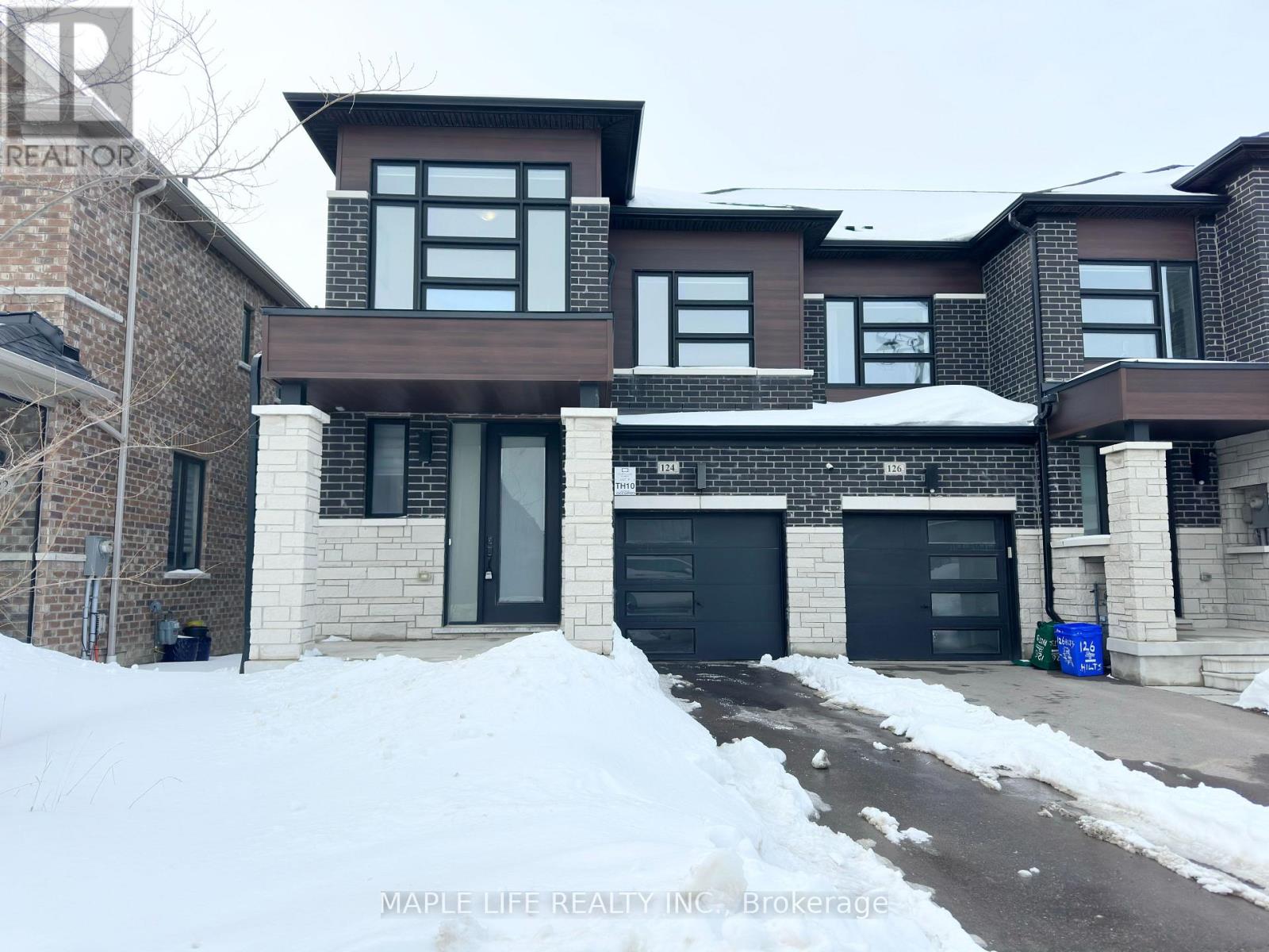 124 HILTS DRIVE - Main photo, Richmond Hill, Ontario