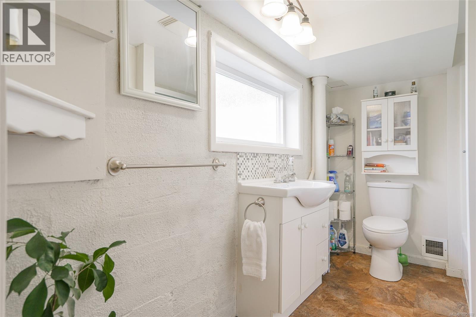 4484 9th Ave, Port Alberni