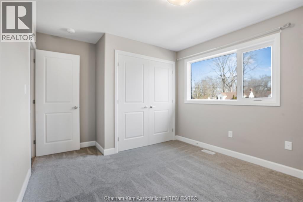 50 LLYDICAN AVENUE — photo 35