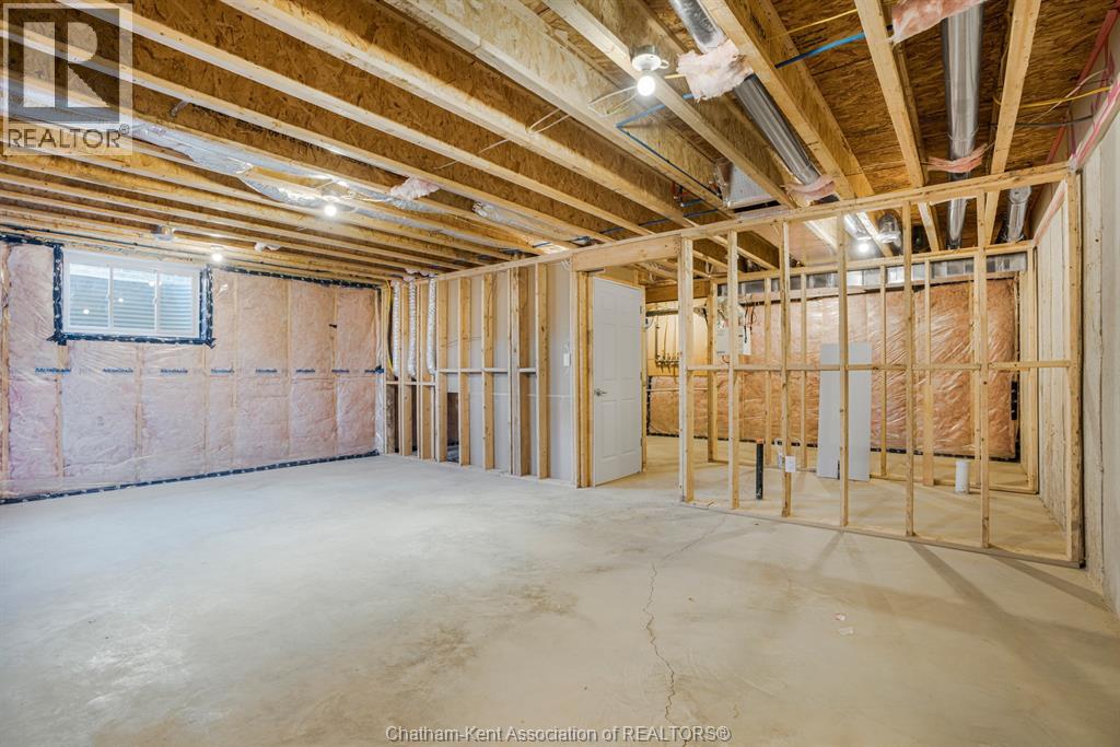 50 LLYDICAN AVENUE — photo 40