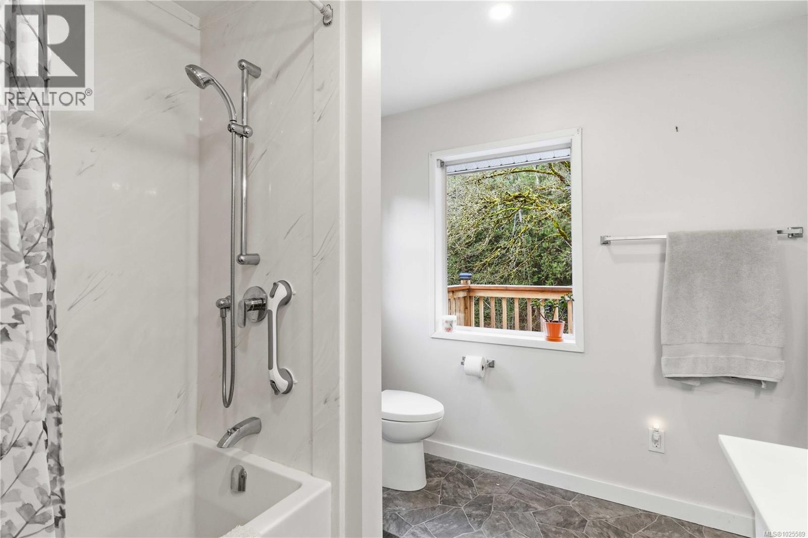  3061 Sooke Road, Langford