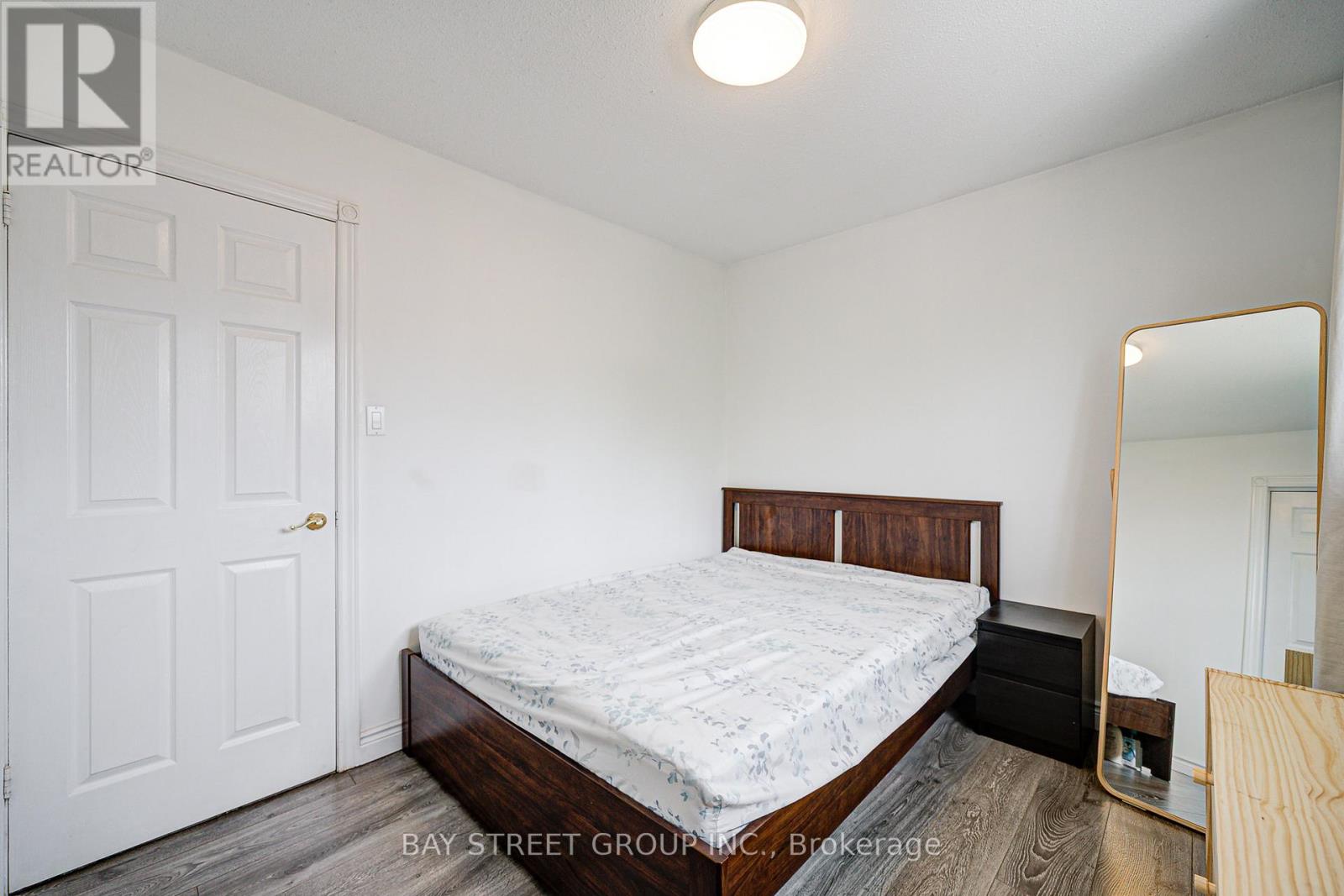 64 RAKEWOOD CRESCENT - 30