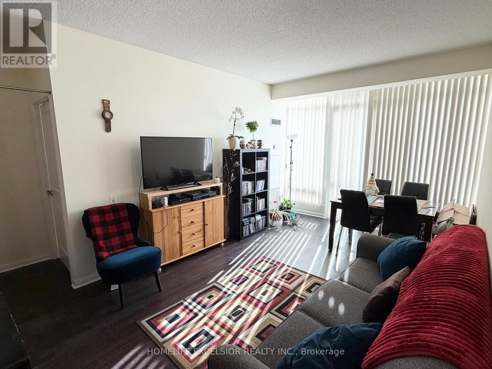 #2411 15 WINDERMERE AVENUE - 3