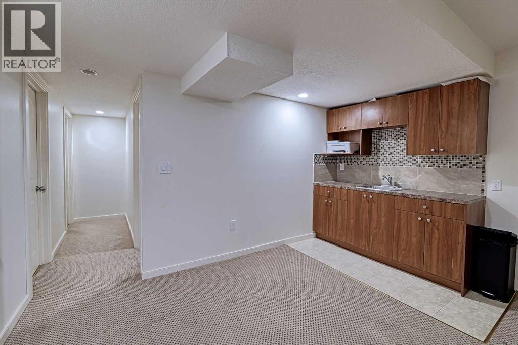 Single Family House for Sale in  Saddlebrook Way NE Saddle Ridge Calgary 