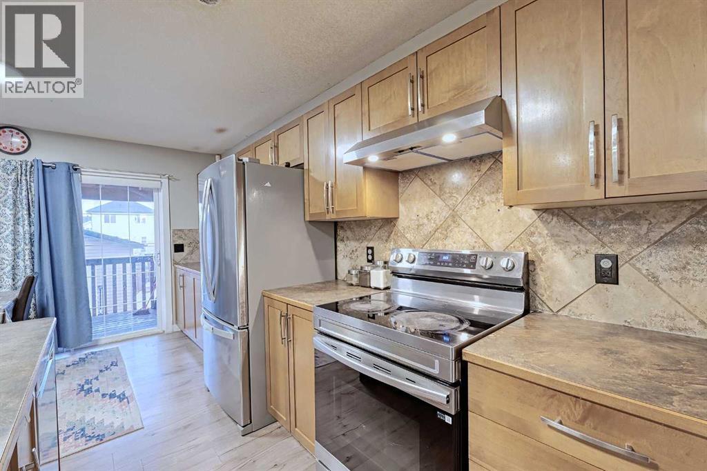 Single Family House for Sale in  Saddlebrook Way NE Saddle Ridge Calgary 