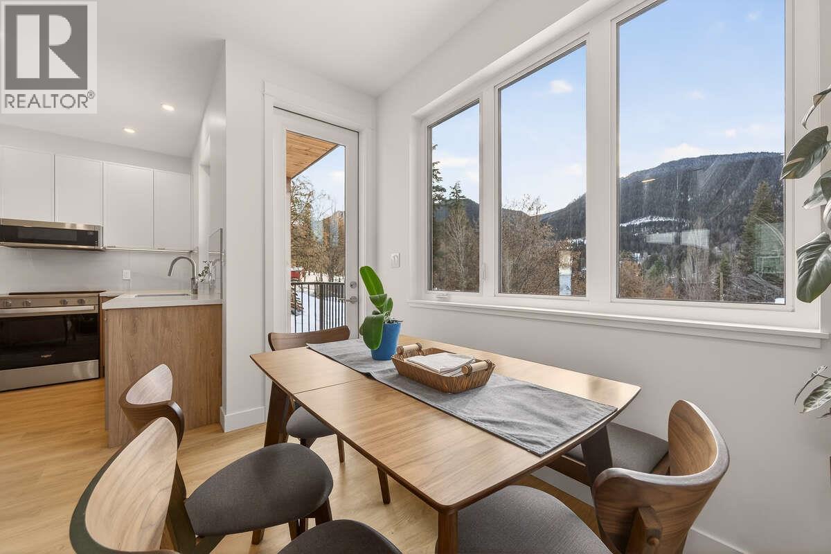 2224 Falls Street Unit# B, Nelson