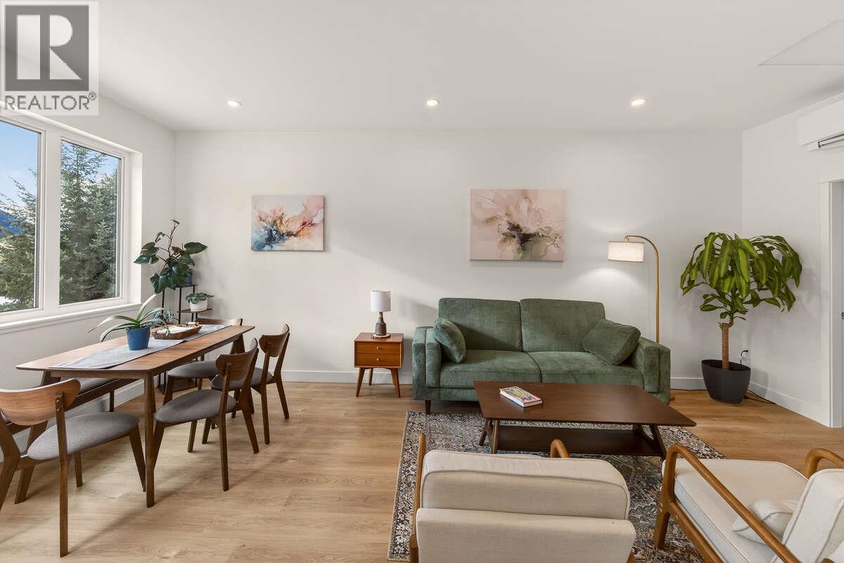 2224 Falls Street Unit# B, Nelson