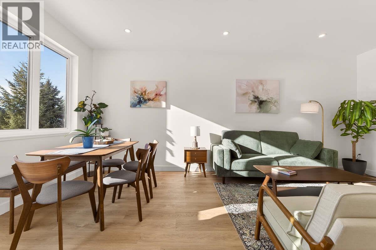 2224 Falls Street Unit# B - Photo 4 of 54, Nelson, British Columbia