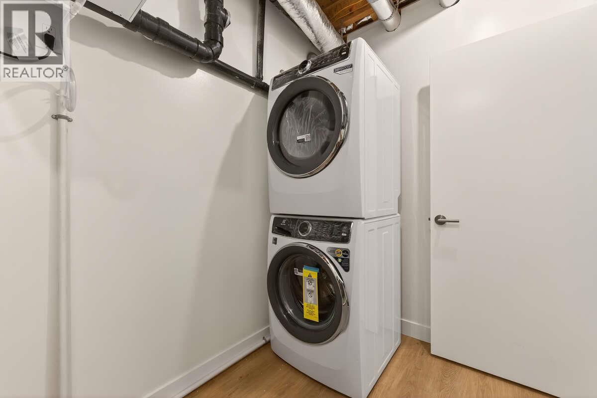 2224 Falls Street Unit# B, Nelson