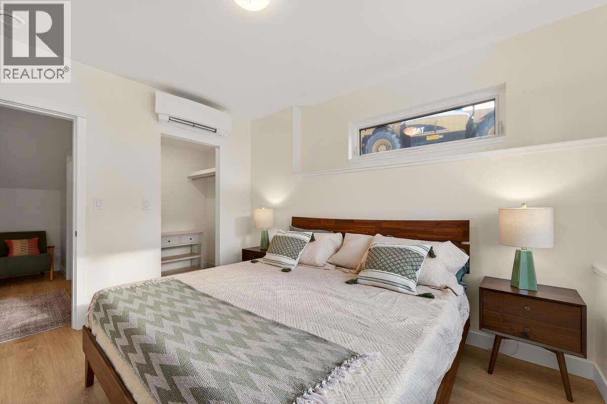 2224 Falls Street Unit# B, Nelson