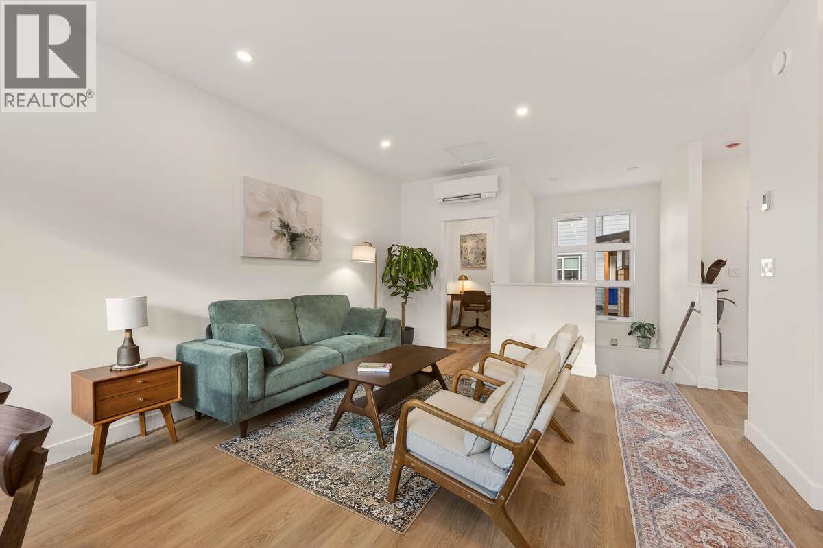 2224 Falls Street Unit# B, Nelson