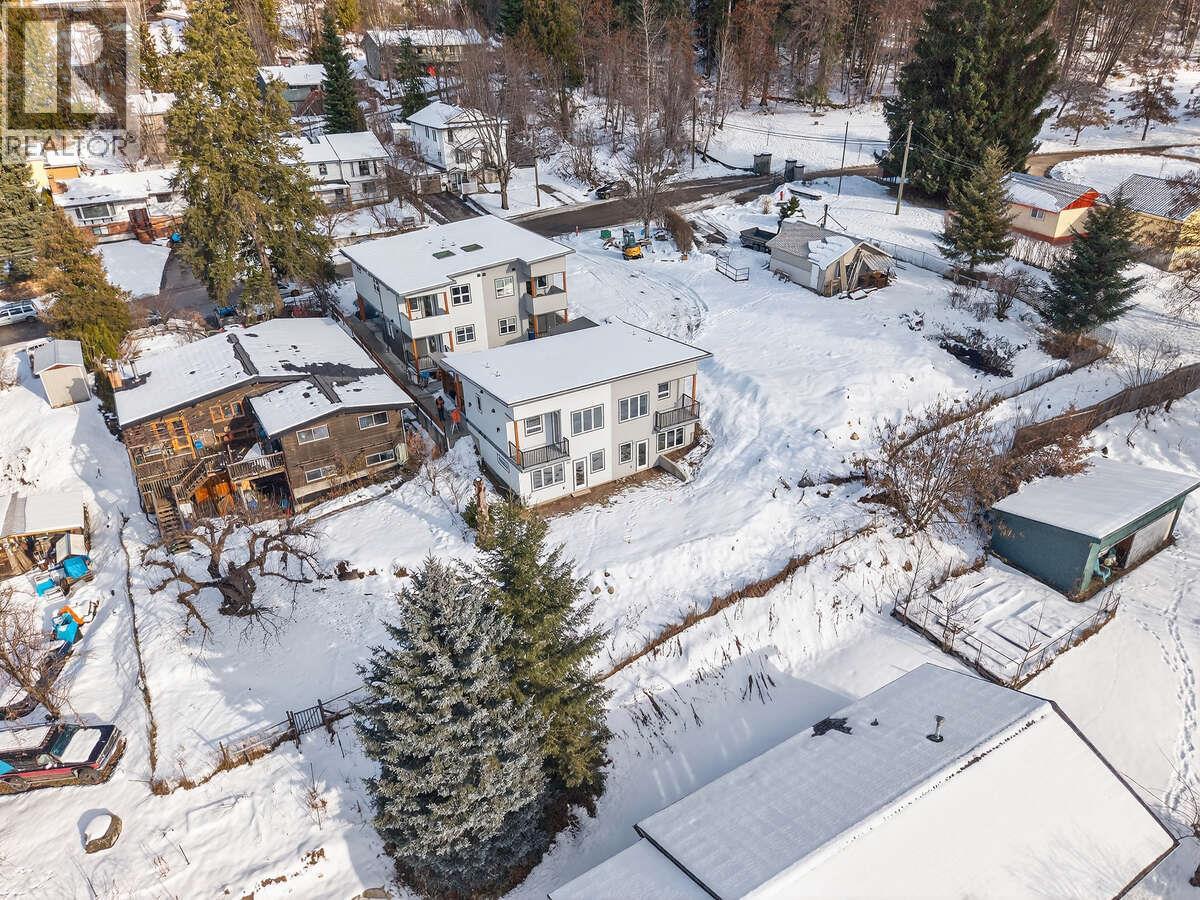 2224 Falls Street Unit# B, Nelson