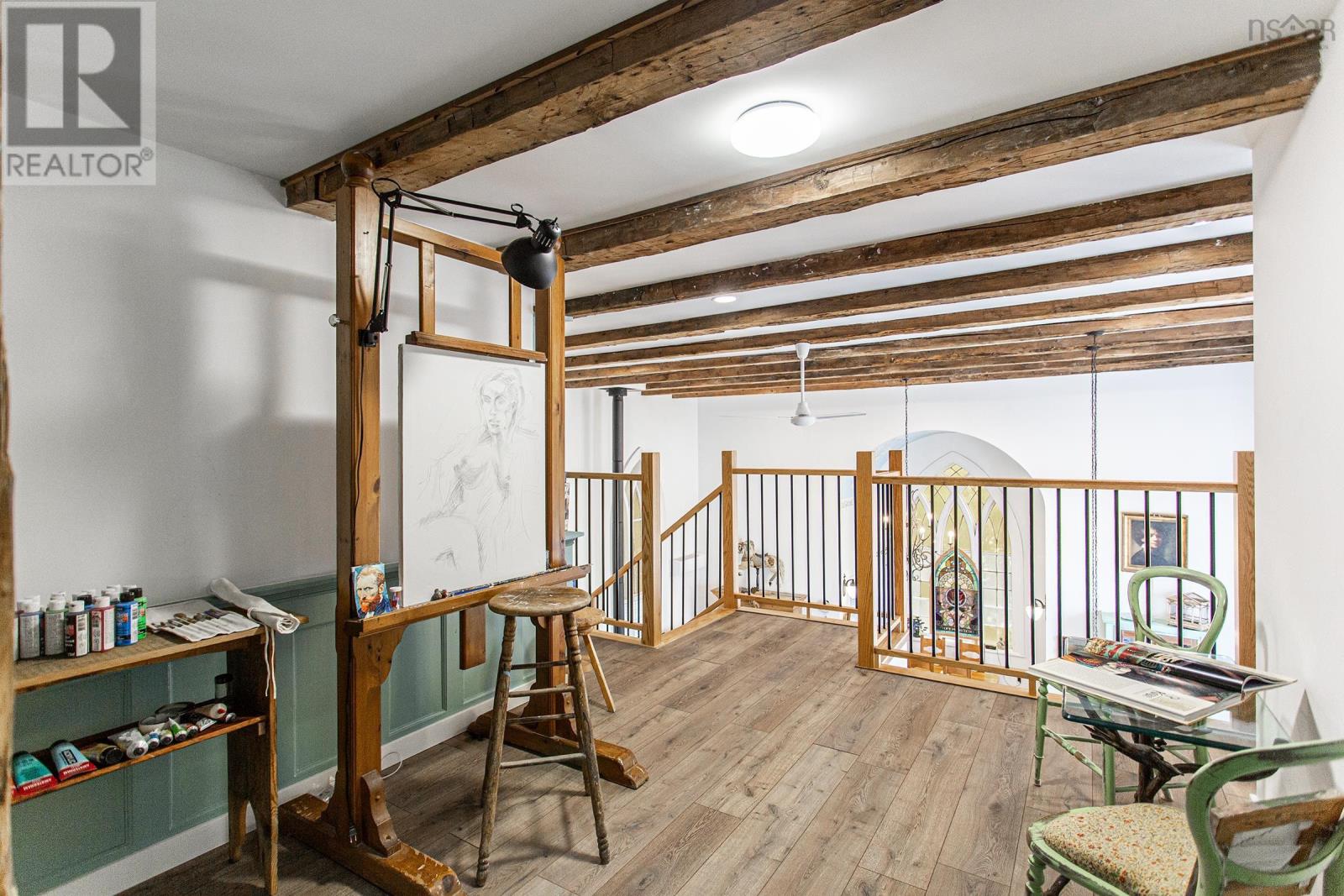 579 MAIN STREET - 27