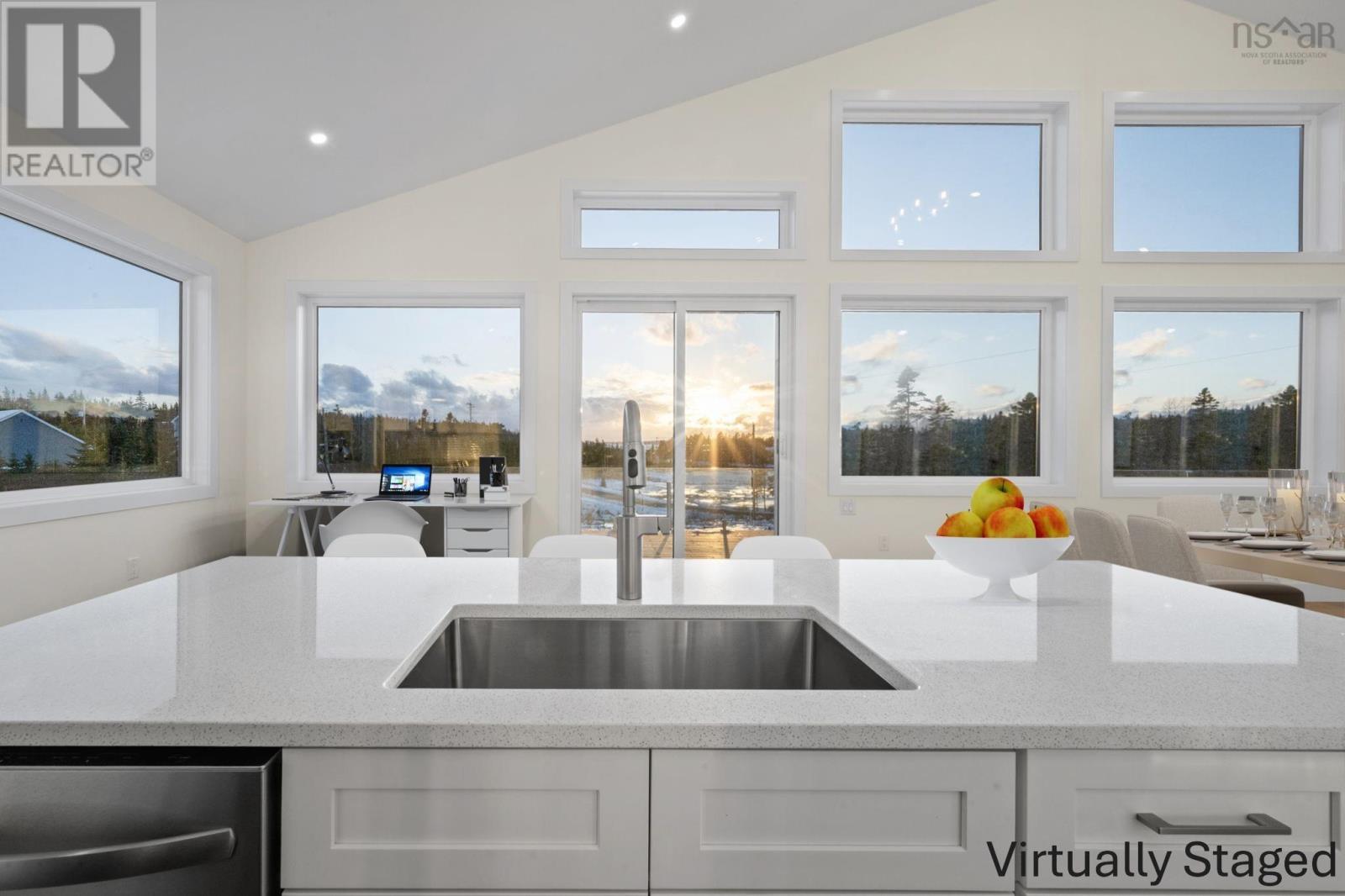 Property 19 of 50 of 51 Clayhill Lane