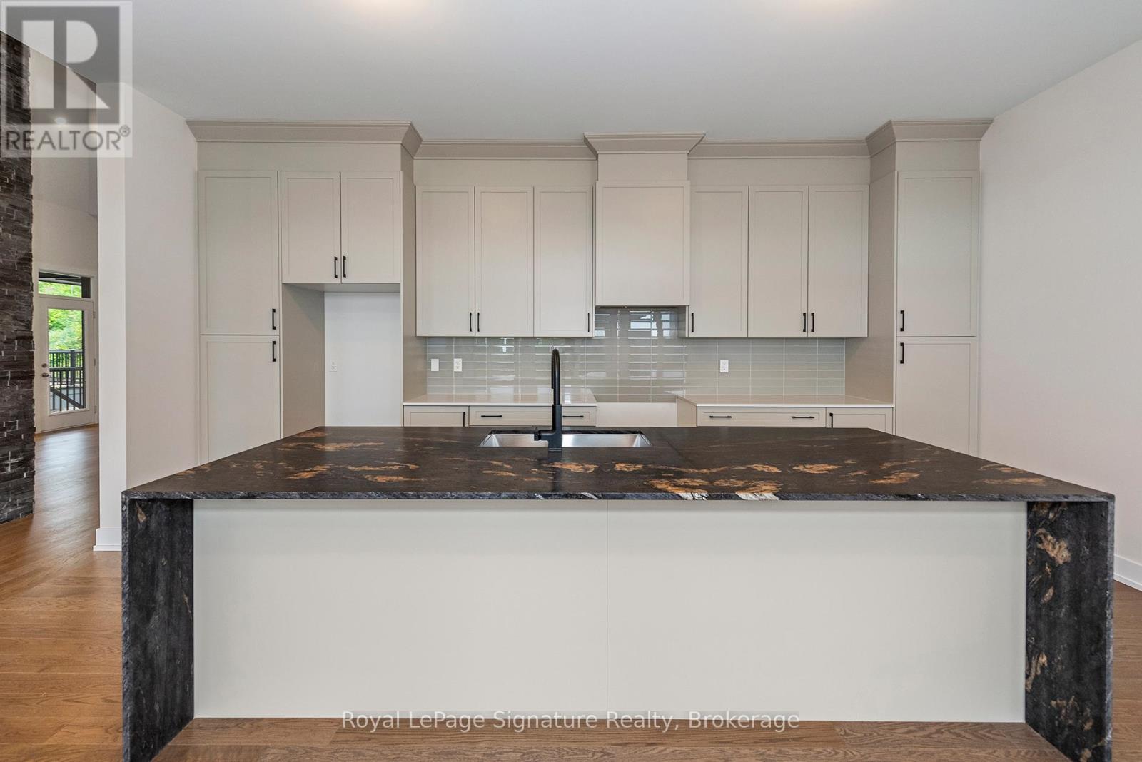 124 DOROTHY DRIVE - 15