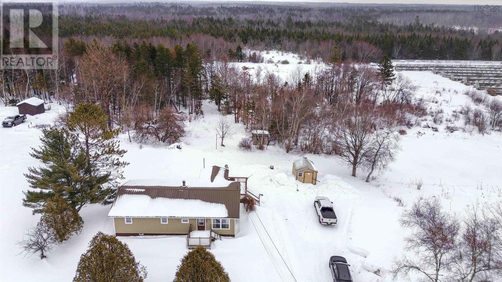 Property 29 of 32 of 293 French Road