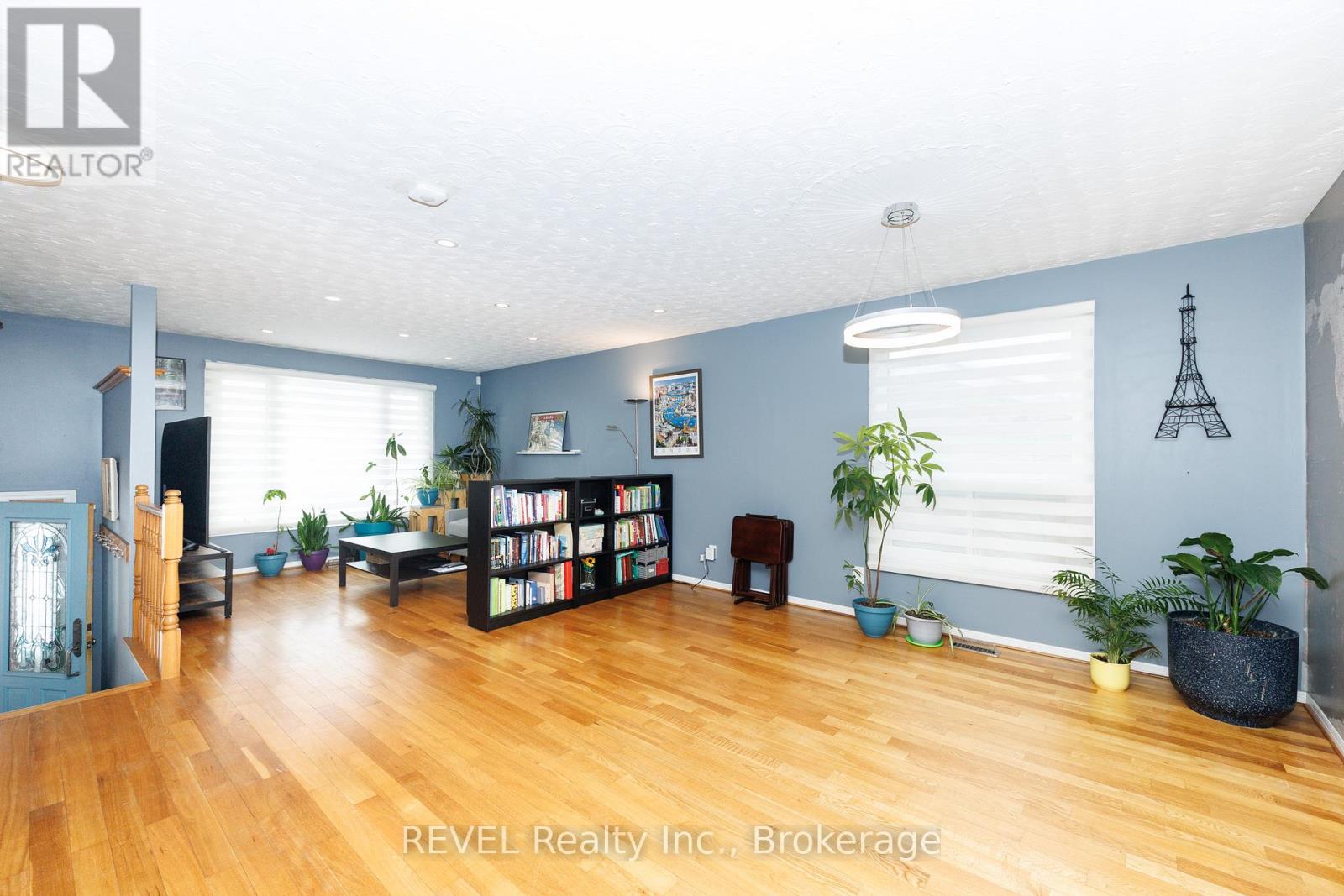 6251 SHERRI AVENUE - 4