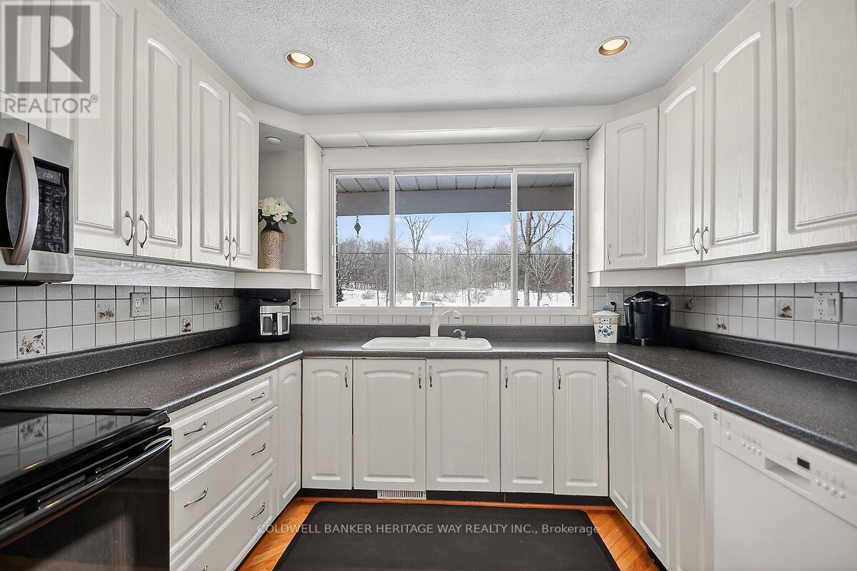 115 COOKES SHORE ROAD, Drummond/North Elmsley, Ontario, K7C4K7 — Photo 9