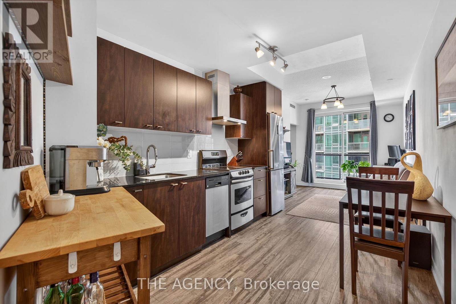#1701 51 EAST LIBERTY STREET - 2
