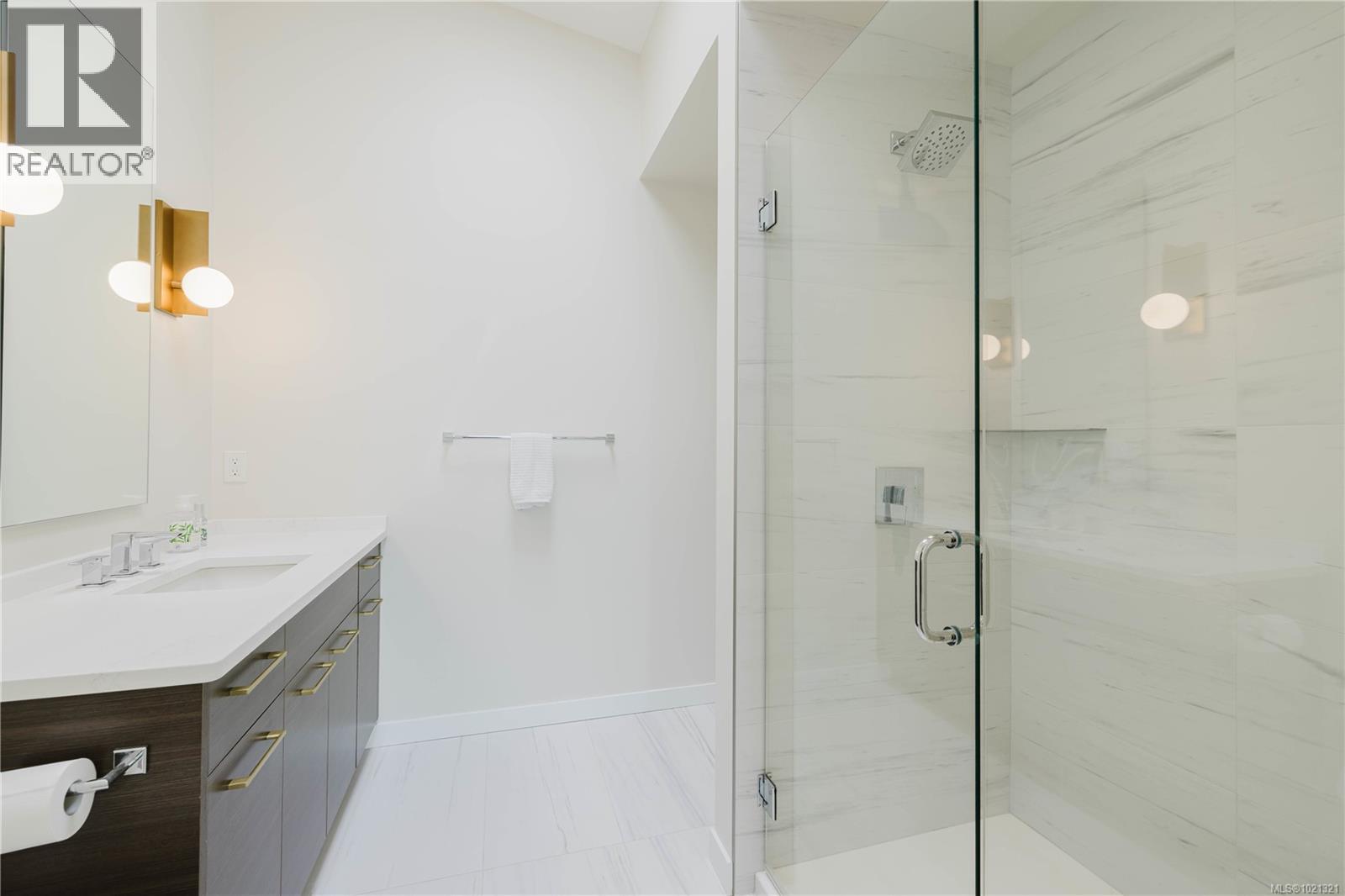 #402 100 Lombardy St - 18