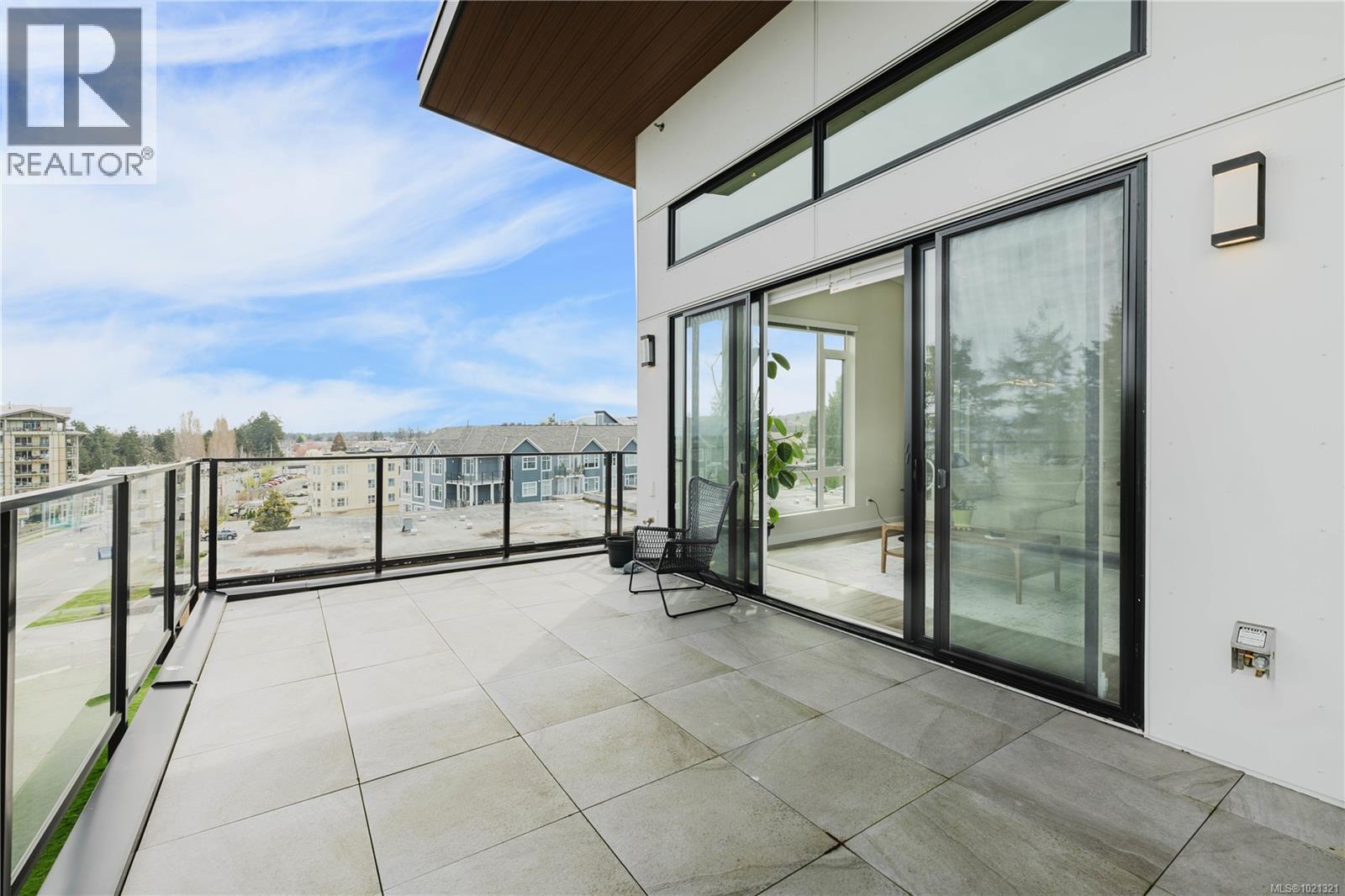 #402 100 Lombardy St - 20