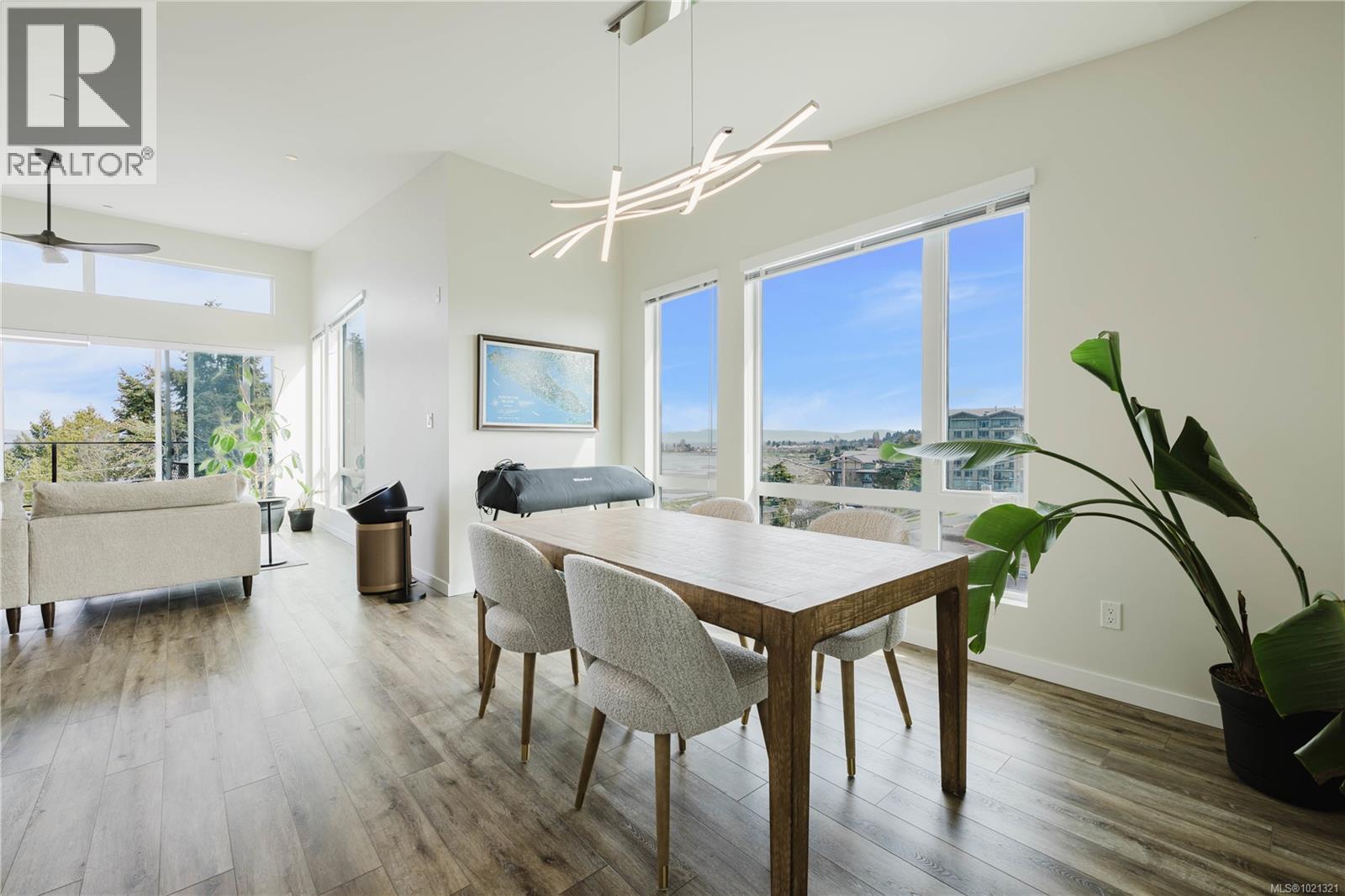 #402 100 Lombardy St - 6