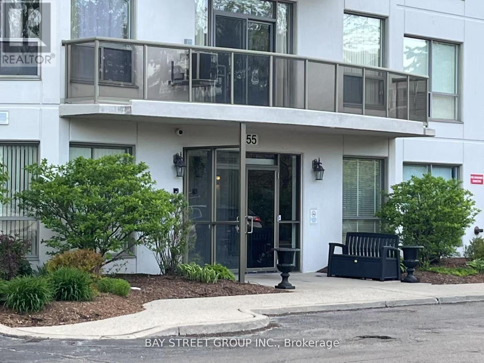 308 - 255 KEATS WAY - Photo 2 of 27, Waterloo, Ontario