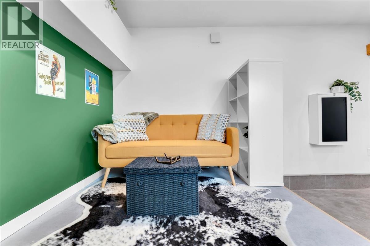 1020 ODLUM DRIVE, Vancouver