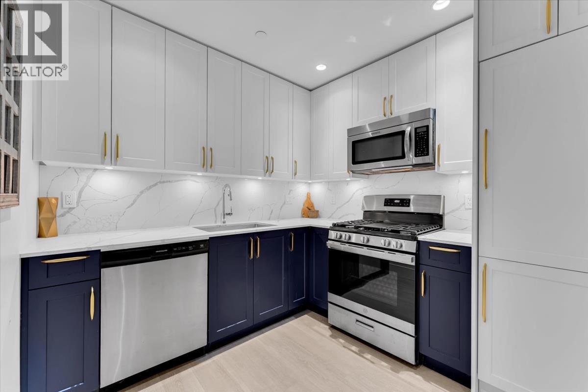 1020 ODLUM DRIVE, Vancouver