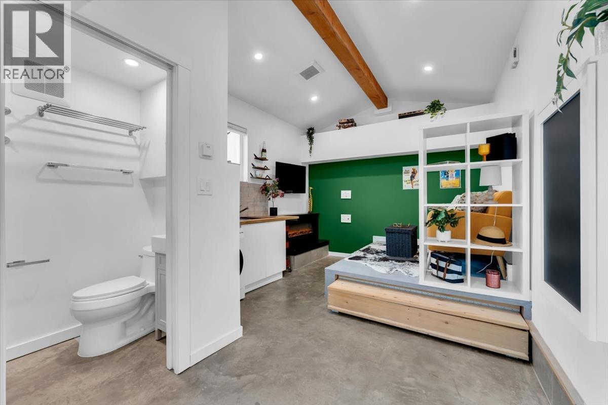 1020 ODLUM DRIVE, Vancouver