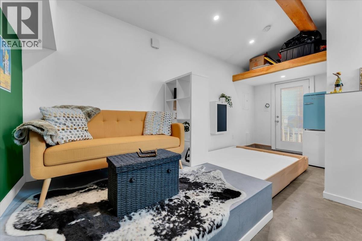 1020 ODLUM DRIVE, Vancouver