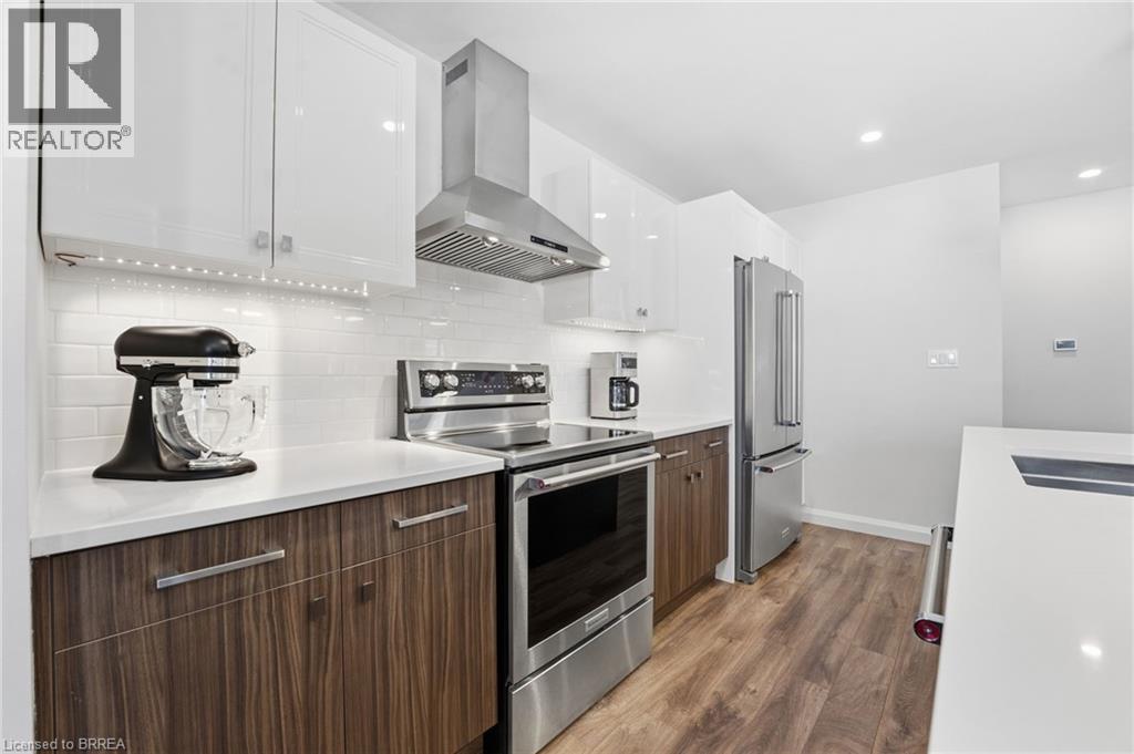 30 ALLANTON Boulevard - Photo 5 of 43, Brantford, Ontario