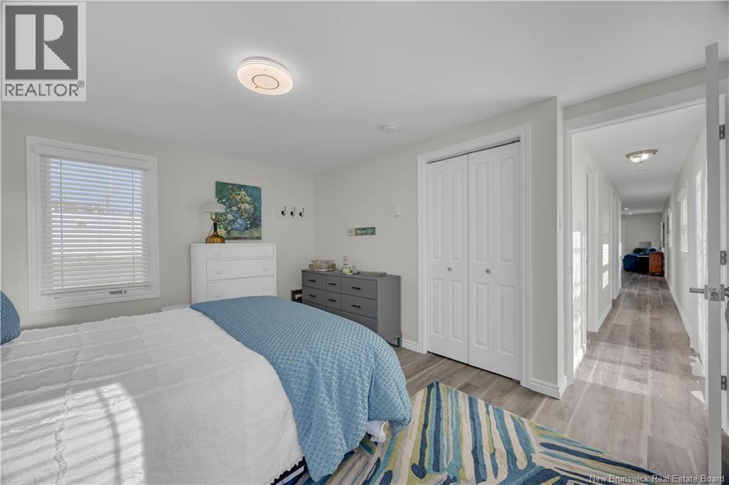 30 Violet Street - 14