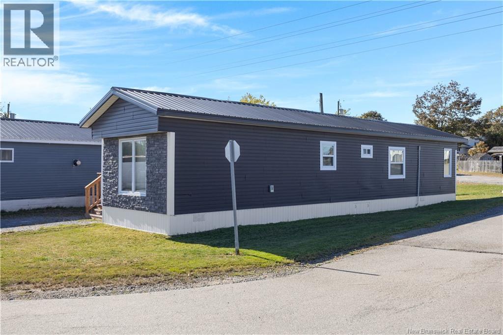 30 Violet Street - 21