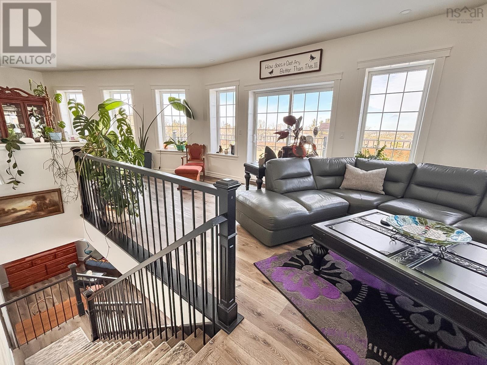 Property 16 of 49 of 1718 Upper Branch Road