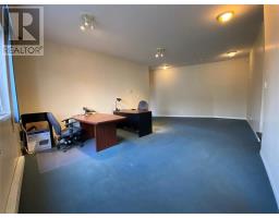 1 Pennywell Road thumbnail 5
