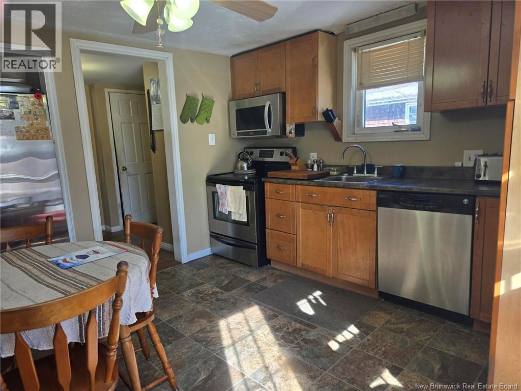 20 WAYNE AVENUE - 10