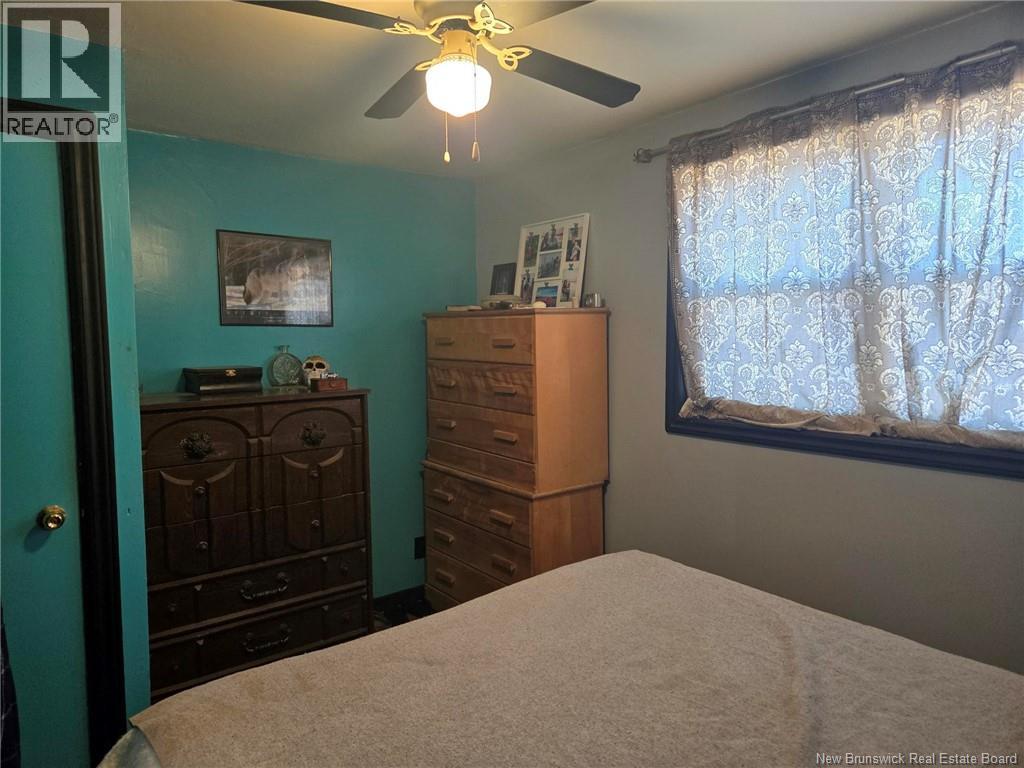 20 WAYNE AVENUE - 12