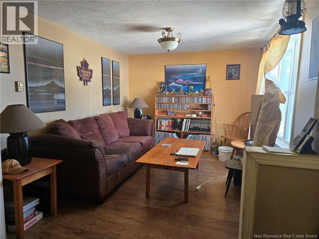 20 WAYNE AVENUE - Image 2