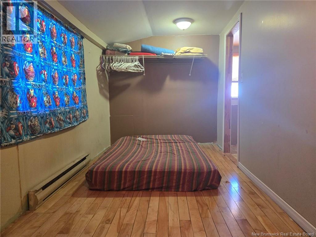 20 WAYNE AVENUE - 5